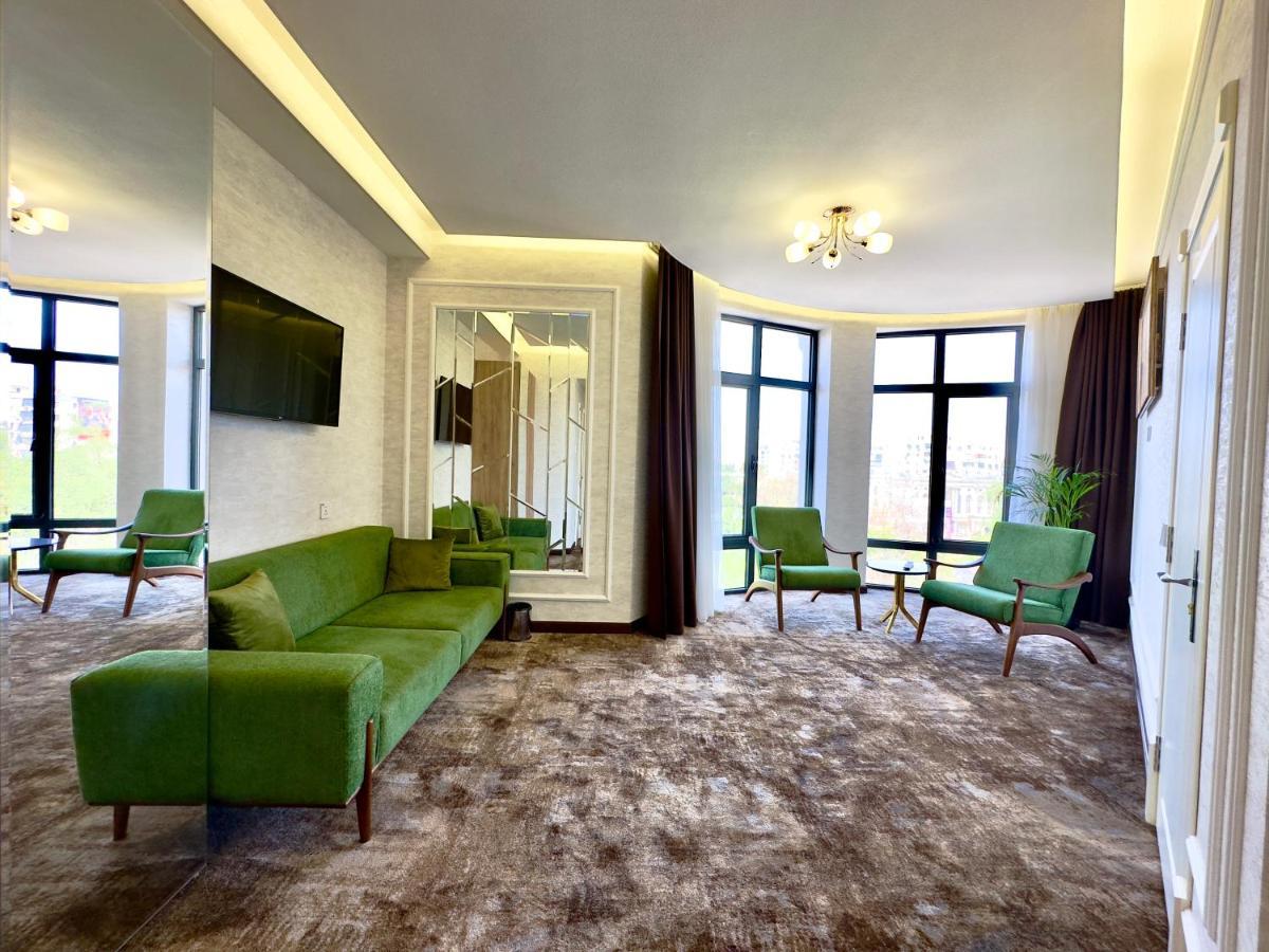 Garnet Hotel Tashkent Exterior photo