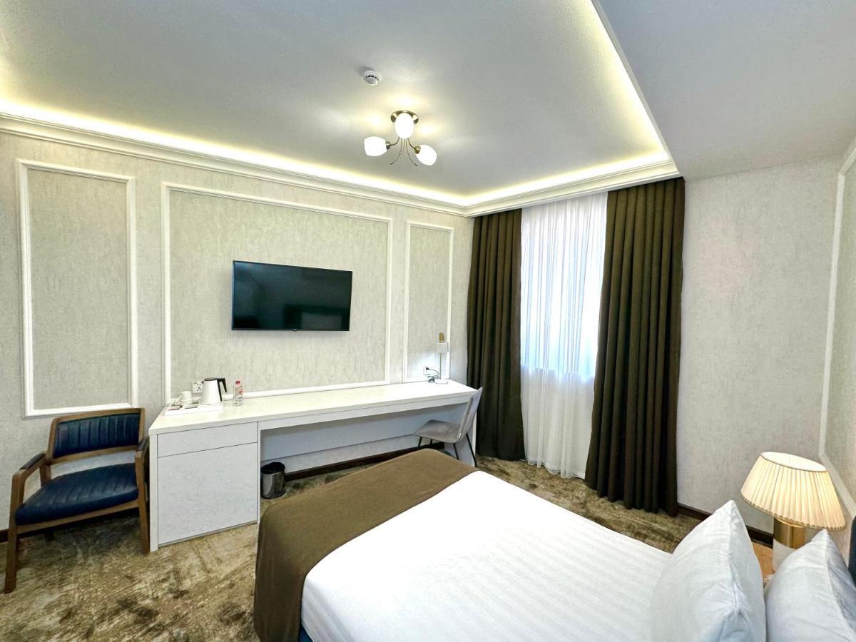 Garnet Hotel Tashkent Exterior photo