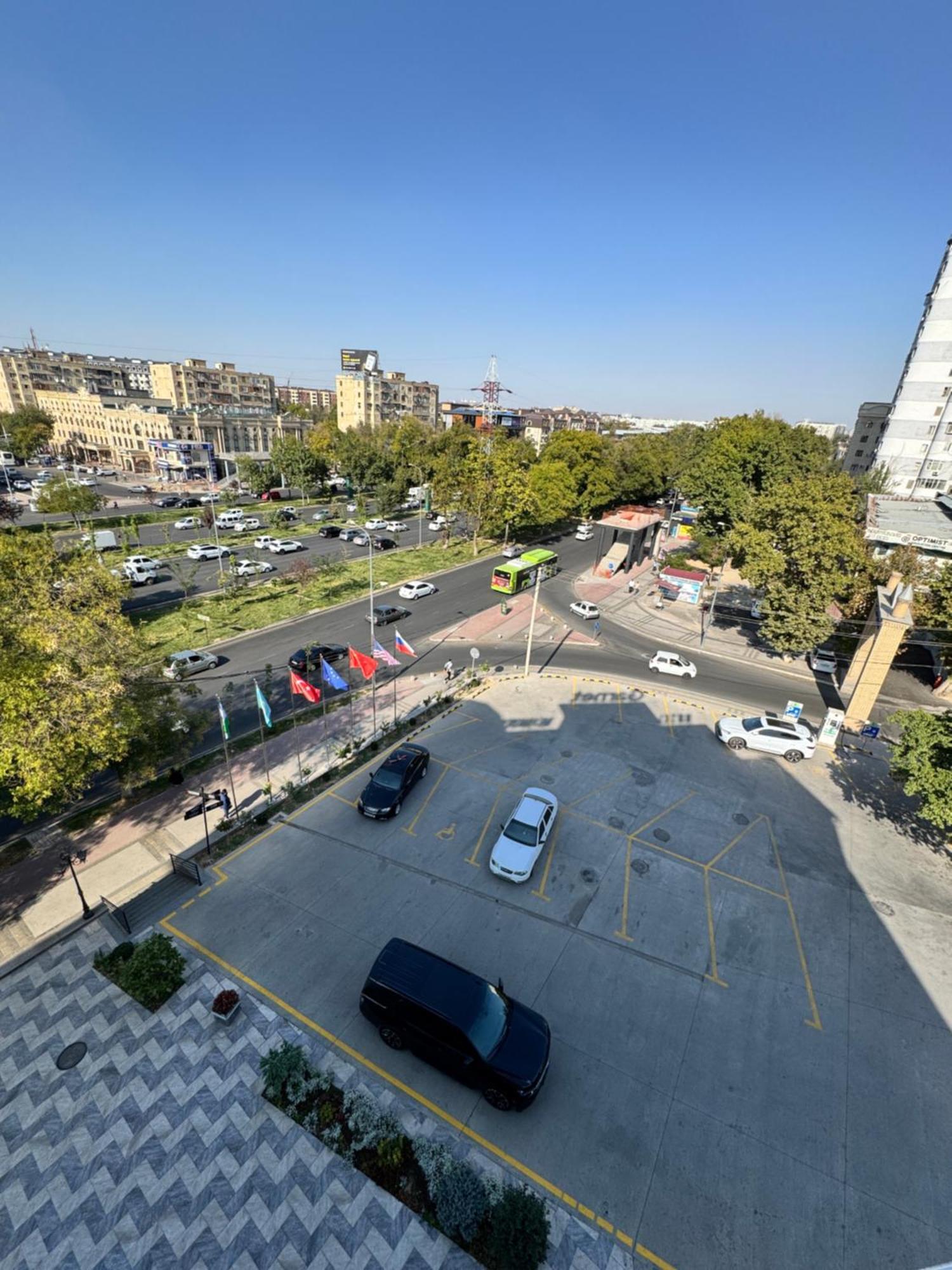 Garnet Hotel Tashkent Exterior photo