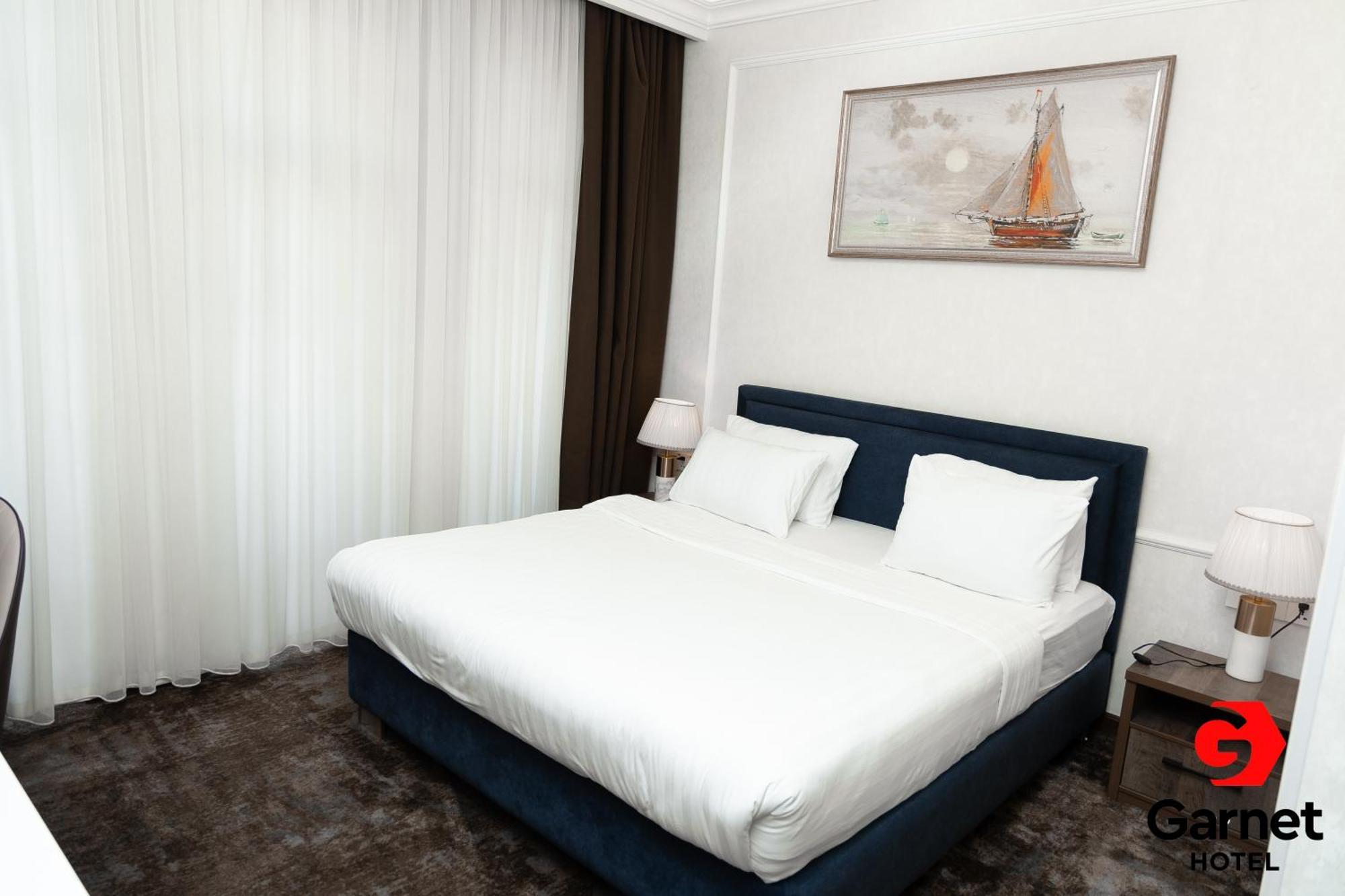 Garnet Hotel Tashkent Exterior photo