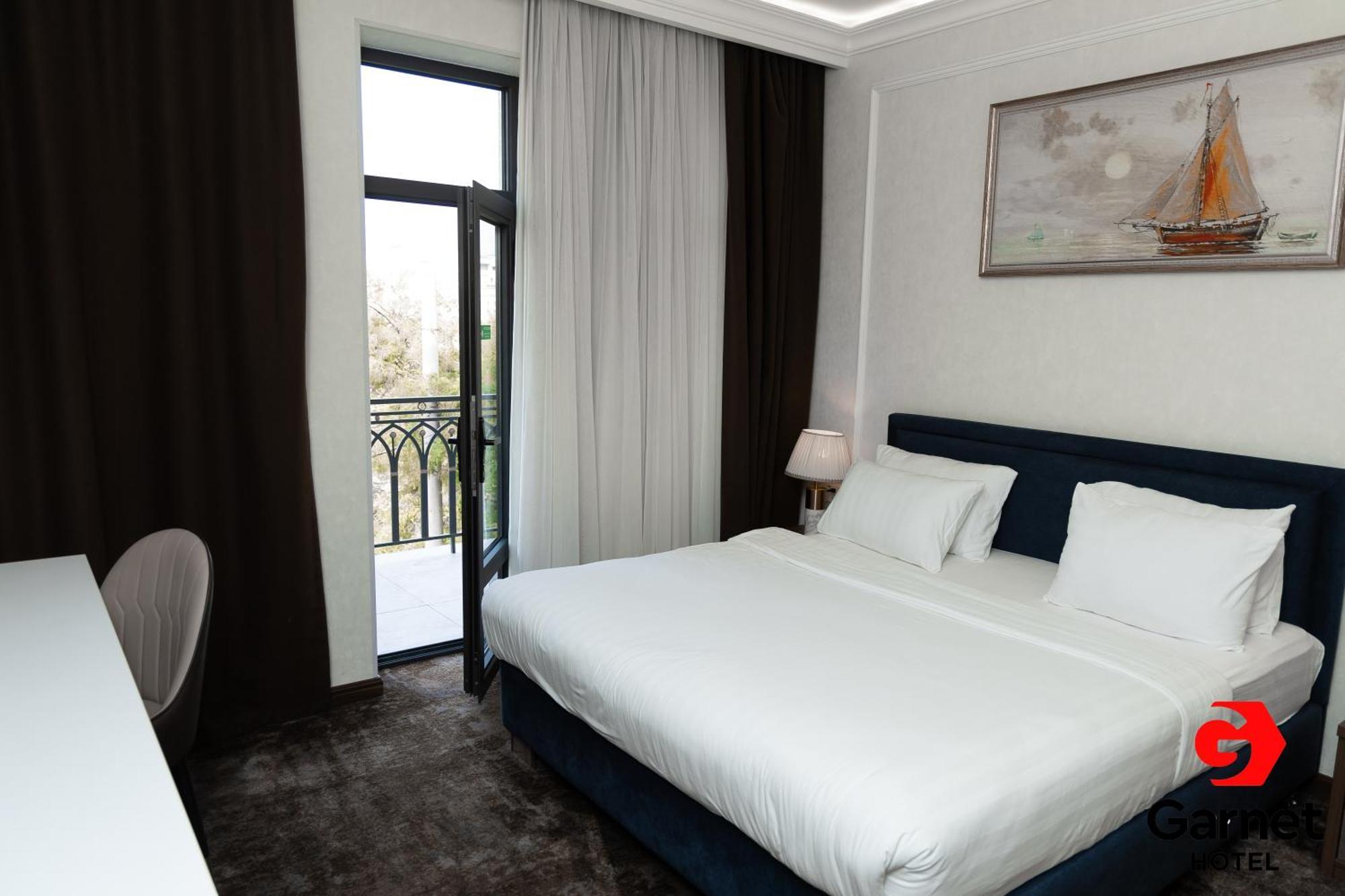 Garnet Hotel Tashkent Exterior photo
