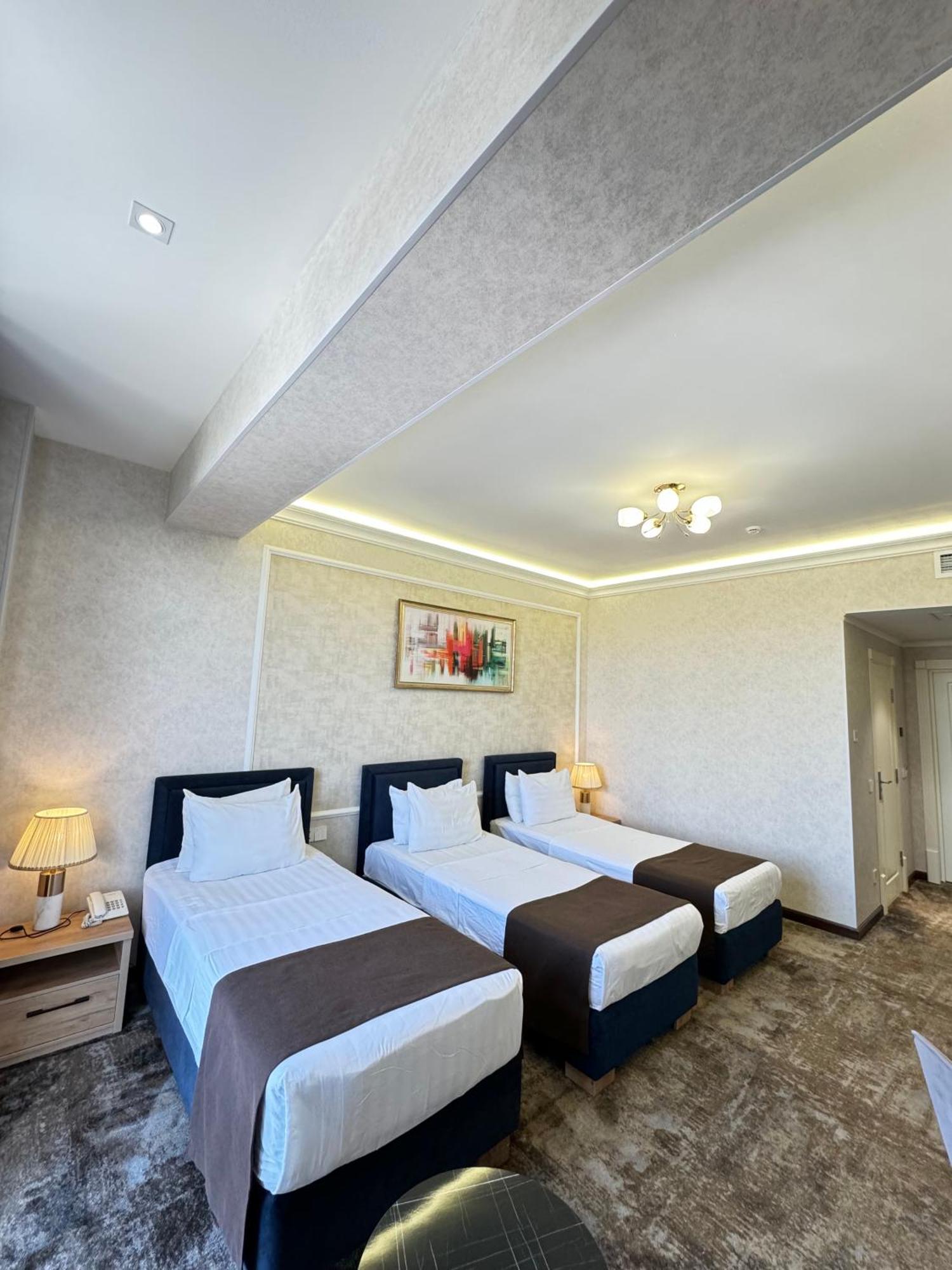 Garnet Hotel Tashkent Exterior photo